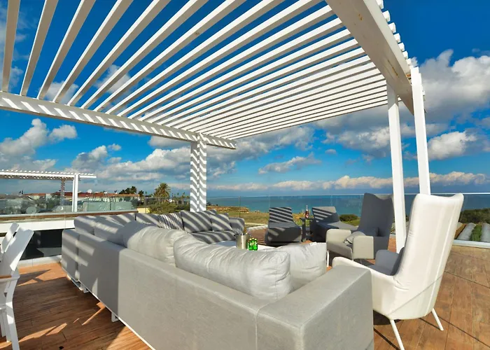 Protaras Ferienvilla Mit Privatem Pool- Whirlpool By Interhome *