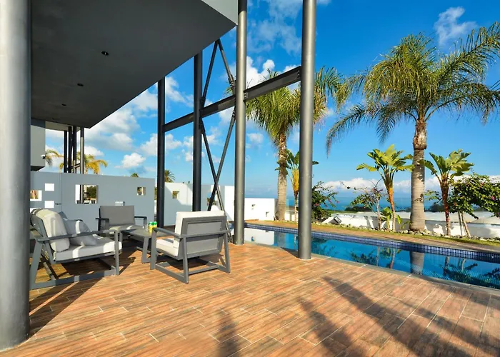 別荘 Protaras Ferienvilla Mit Privatem Pool- Whirlpool By Interhome パラリムニ